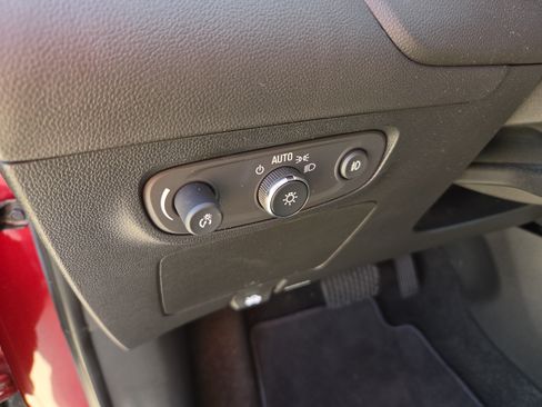 Used 2022 Buick Encore GX Select FWD image 17