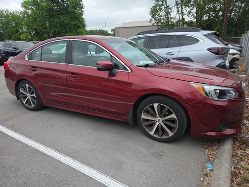 Used 2015 Subaru Legacy 2.5i Limited AWD/4WD image 1