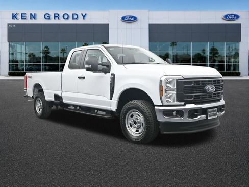 New 2026 Ford F350 XL w/ FX4 Off-Road Package AWD/4WD image 1