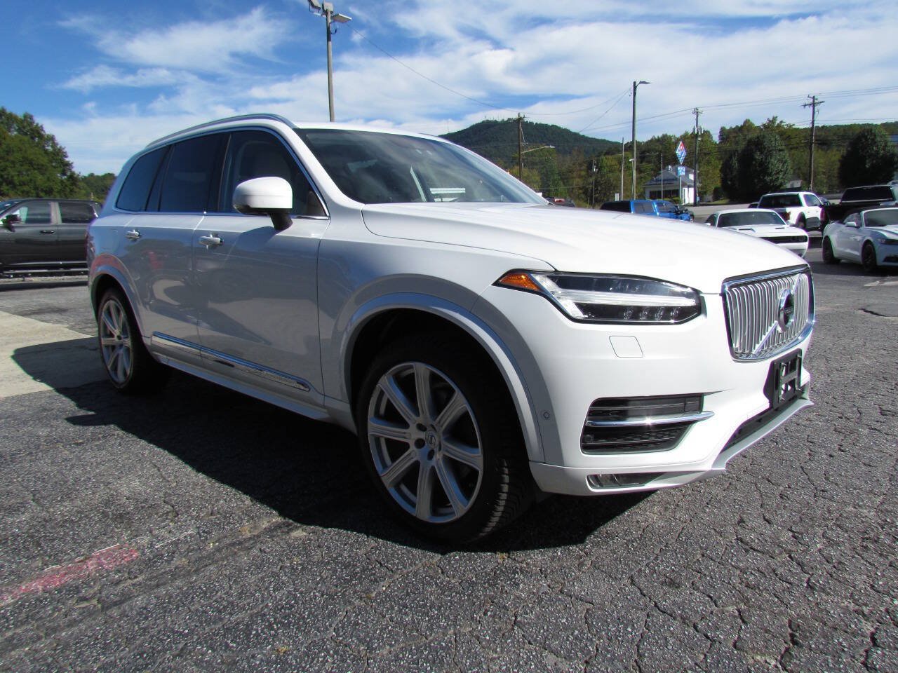 Used 2017 Volvo XC90 T6 Inscription w/ Vision Package AWD/4WD image 7
