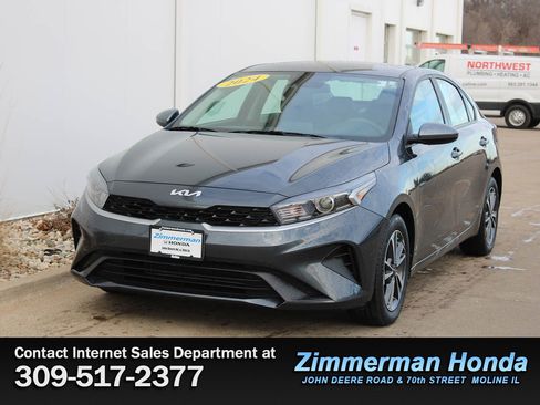 Used 2024 Kia Forte LXS image 23
