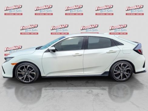 Used 2018 Honda Civic Sport image 2