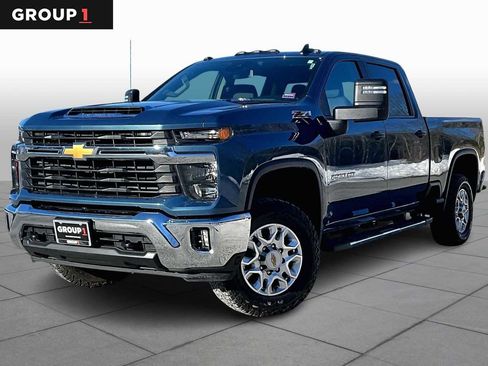 Used 2025 Chevrolet Silverado 2500 LT w/ Convenience Package image 1