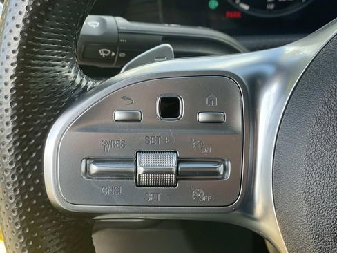 Used 2023 Mercedes-Benz CLA 250 image 9