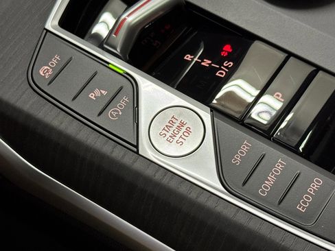 New 2026 BMW 330i Sedan w/ Premium Package image 28