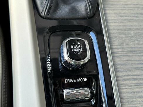 Used 2021 Volvo XC60 T5 Inscription w/ Advanced Package image 29