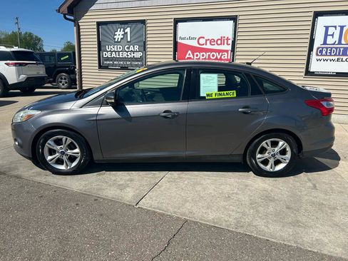 Used 2014 Ford Focus SE FWD image 8
