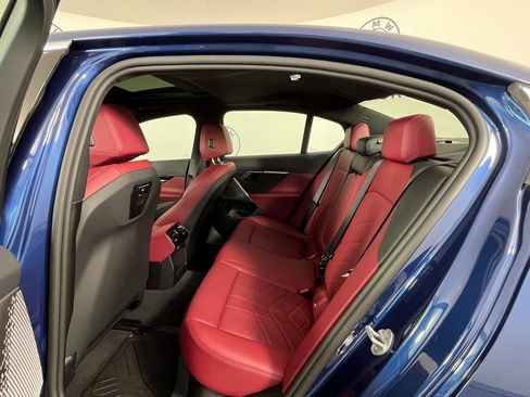 Certified 2025 BMW 530i xDrive image 22