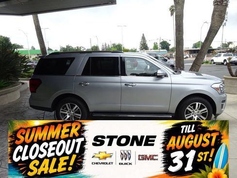 Used 2022 Ford Expedition Limited AWD/4WD image 8