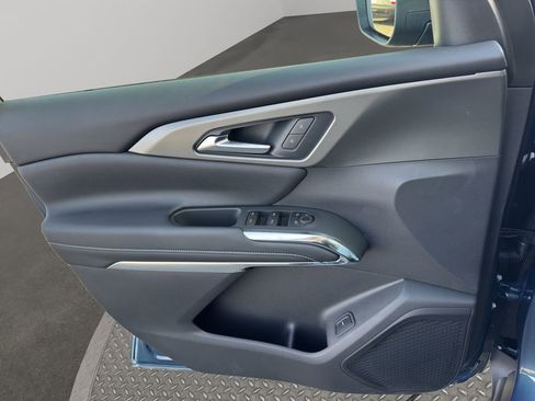 New 2026 Chevrolet Traverse LT w/ Sun and Wheel Package image 28