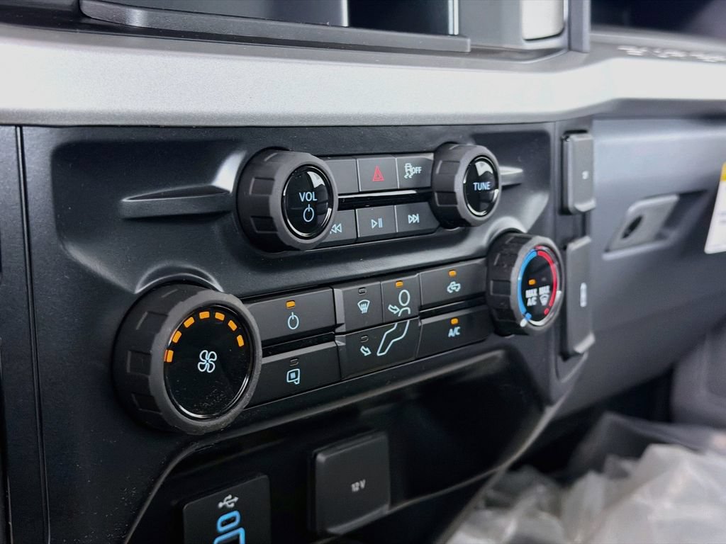 New 2027 Ford F350 XL w/ STX Appearance Package AWD/4WD image 12
