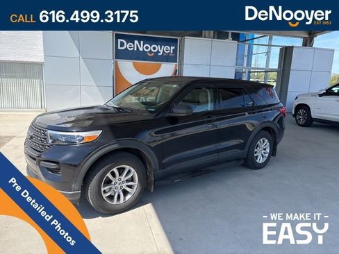 Used 2020 Ford Explorer 4WD w/ Class III Trailer Tow Package image 1