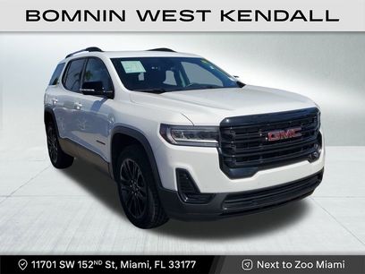 Used 2022 GMC Acadia SLE w/ Driver Convenience Package