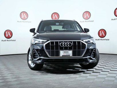 Certified 2025 Audi Q3 2.0T Premium w/ Convenience Package