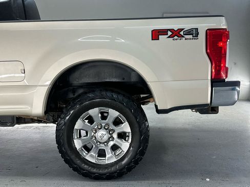 Used 2018 Ford F250 King Ranch w/ Chrome Package AWD/4WD image 7