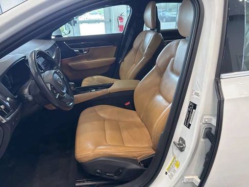 Used 2018 Volvo S90 T5 Momentum w/ Convenience Package AWD/4WD image 17