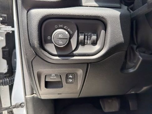 Used 2019 RAM 1500 Big Horn AWD/4WD image 20
