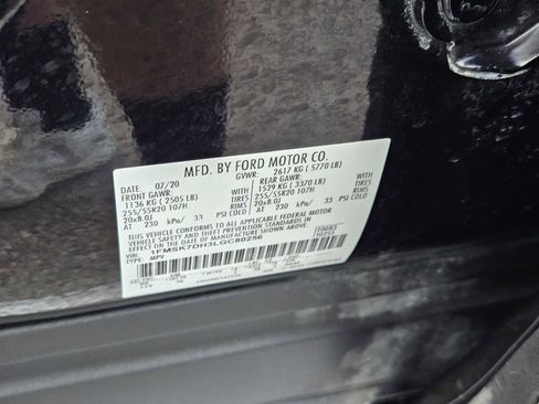 Used 2020 Ford Explorer XLT w/ Equipment Group 202A RWD image 32