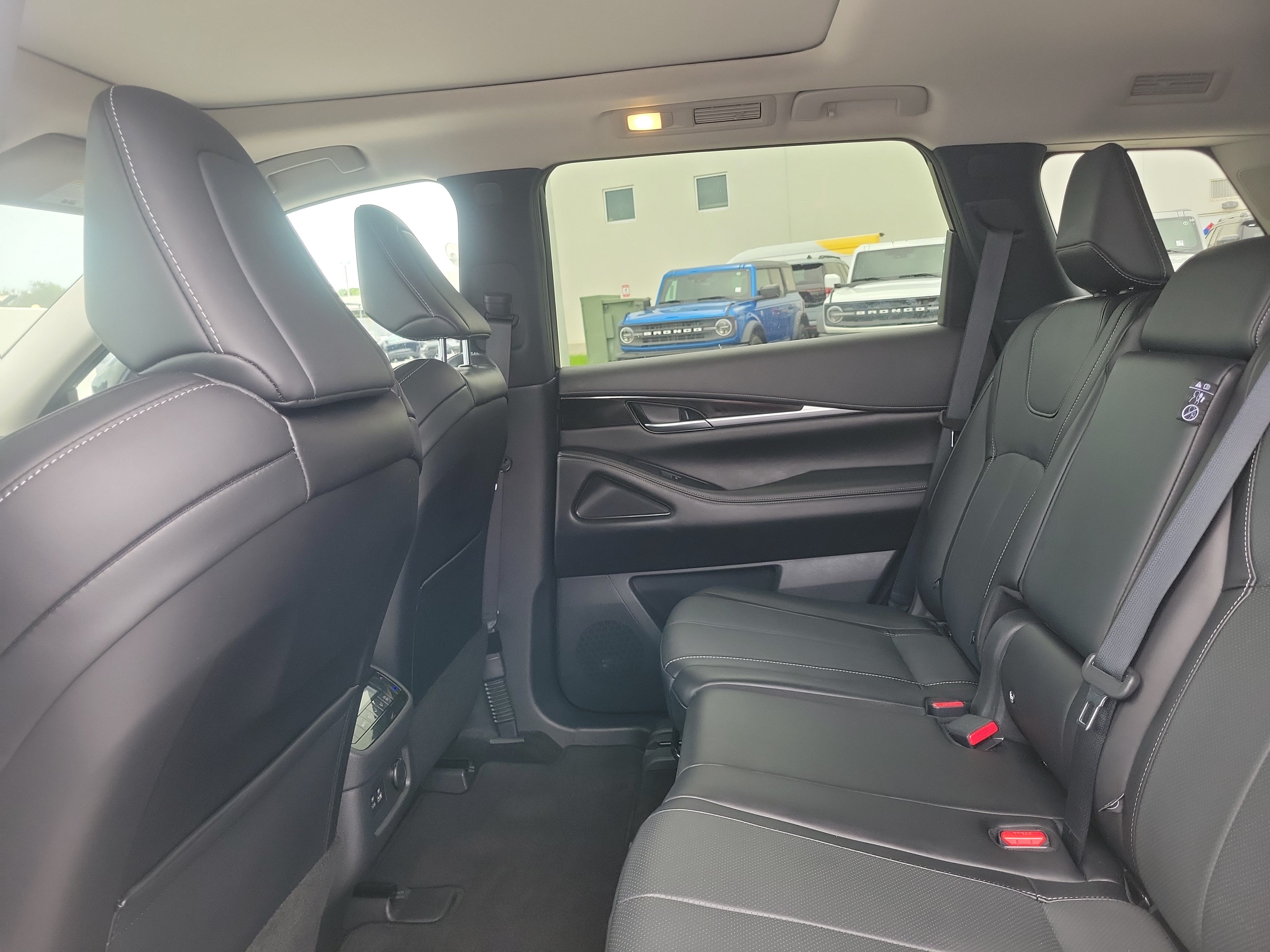 Used 2024 INFINITI QX60 Pure FWD image 15