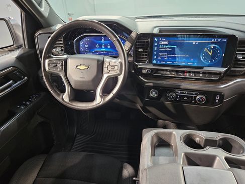 Used 2023 Chevrolet Silverado 1500 LT RWD image 9