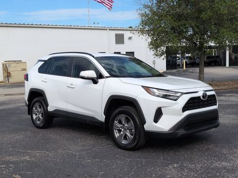 Used 2024 Toyota RAV4 XLE FWD image 2