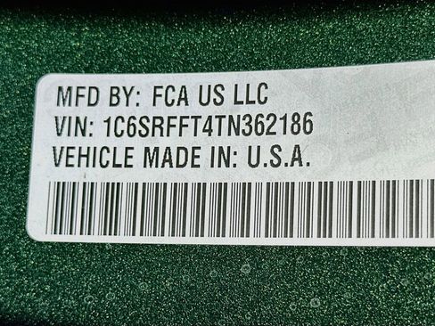 New 2026 RAM 1500 4x4 Crew Cab image 16