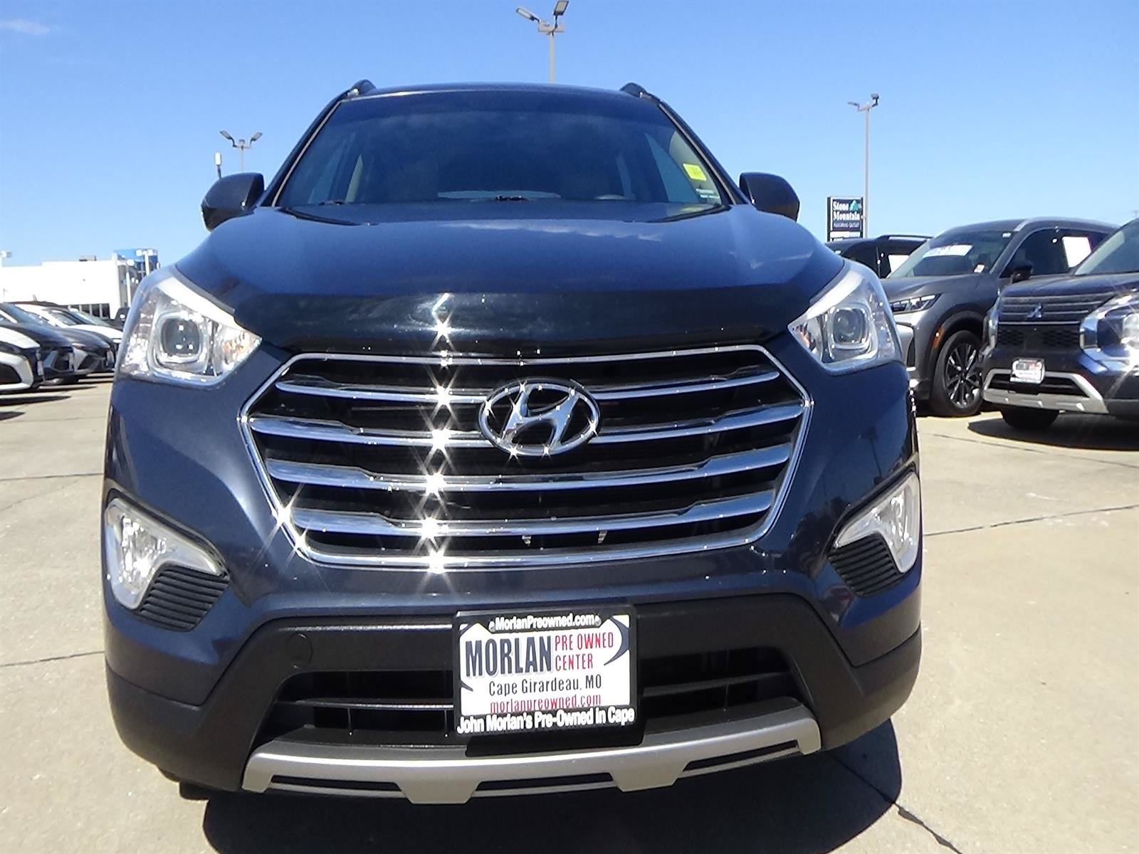 Used 2016 Hyundai Santa Fe SE FWD image 3