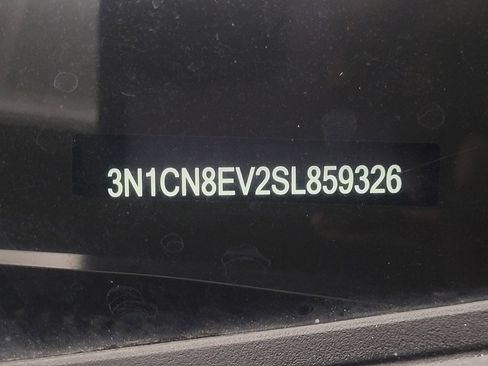 Used 2025 Nissan Versa SV FWD image 33