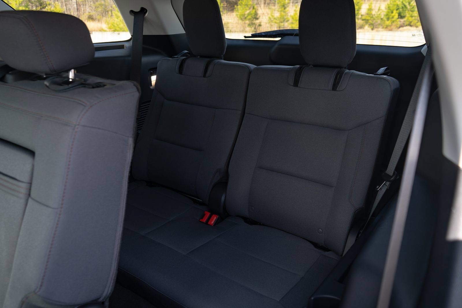 New 2026 Ford Explorer Active RWD image 19