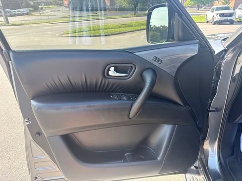 Used 2022 Nissan Armada SL w/ Midnight Edition Package RWD image 15