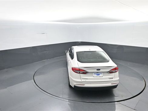 Certified 2019 Ford Fusion Titanium image 24