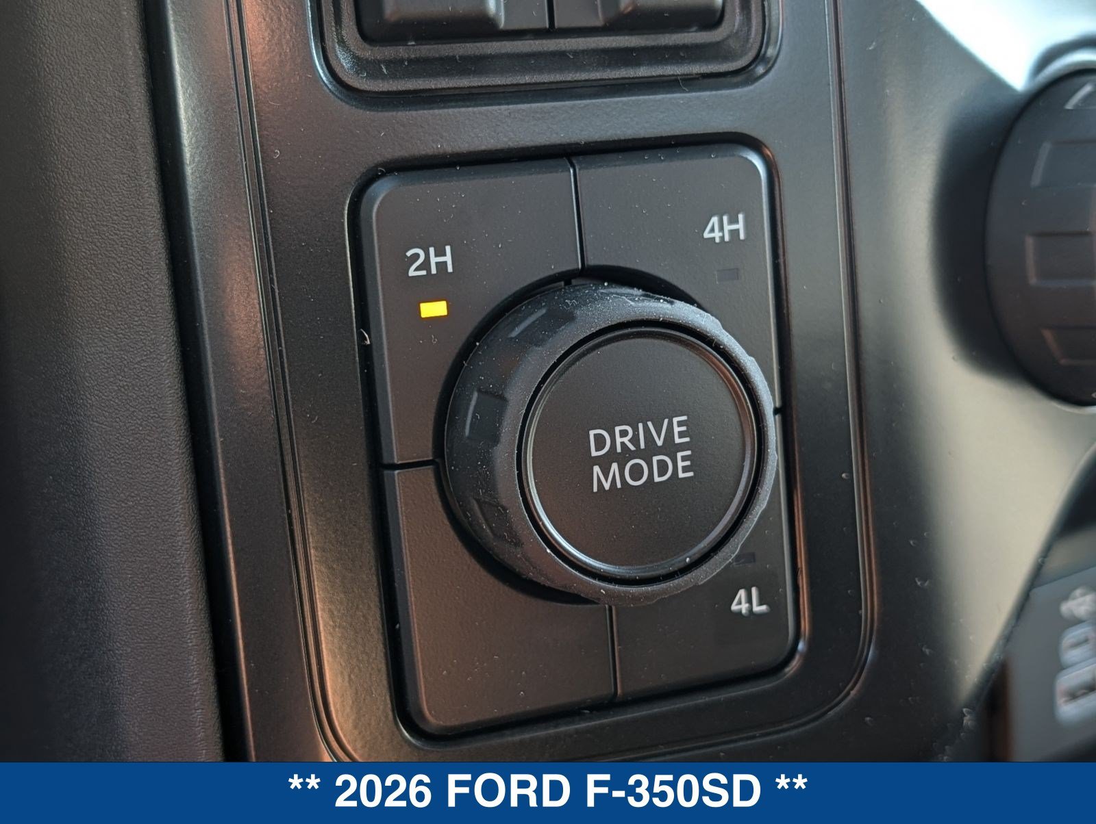 New 2026 Ford F350 XL w/ 360-Degree Camera Package AWD/4WD image 34