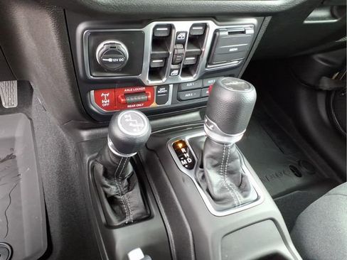 New 2026 Jeep Gladiator Willys image 19