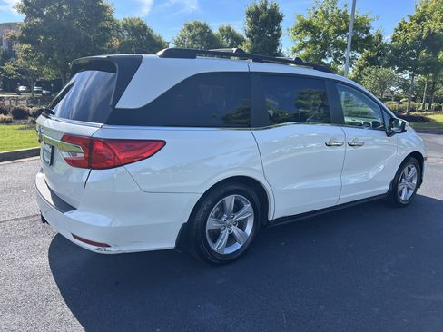 Used 2019 Honda Odyssey EX-L image 9