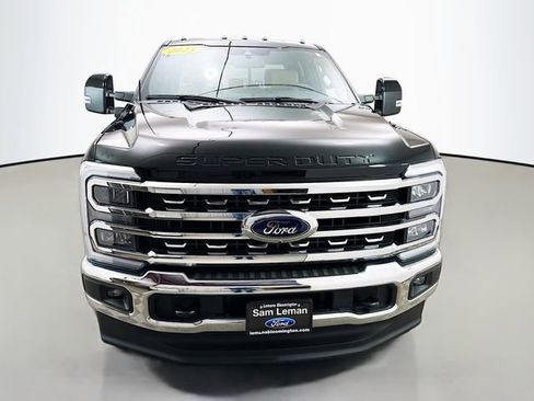 Used 2023 Ford F250 Lariat image 2