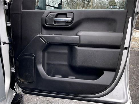 Used 2023 Chevrolet Silverado 2500 Custom w/ Custom Value Package image 26