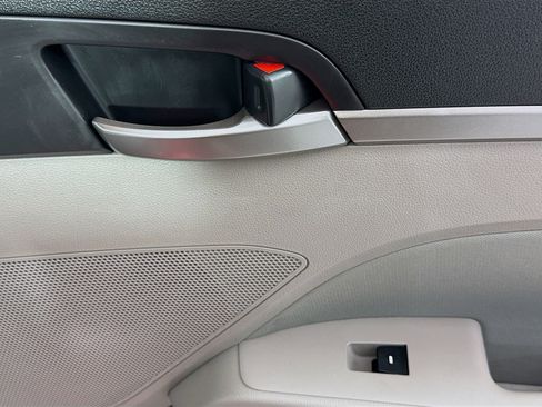 Used 2018 Hyundai Elantra SEL image 52