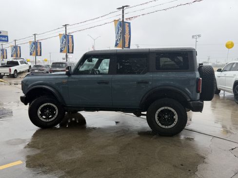 Certified 2023 Ford Bronco Badlands w/ Sasquatch Package image 7