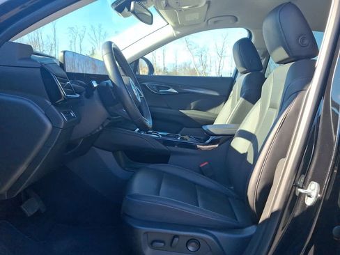 Used 2024 Buick Envision Preferred image 17