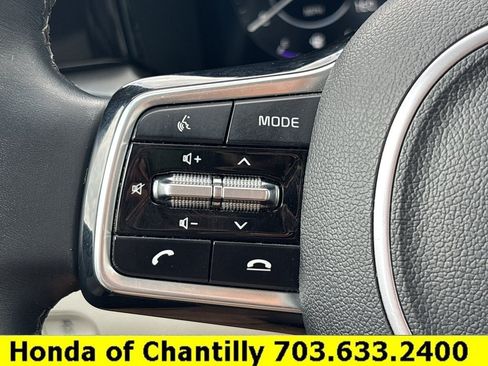 Used 2023 Kia Sorento SX AWD/4WD image 10