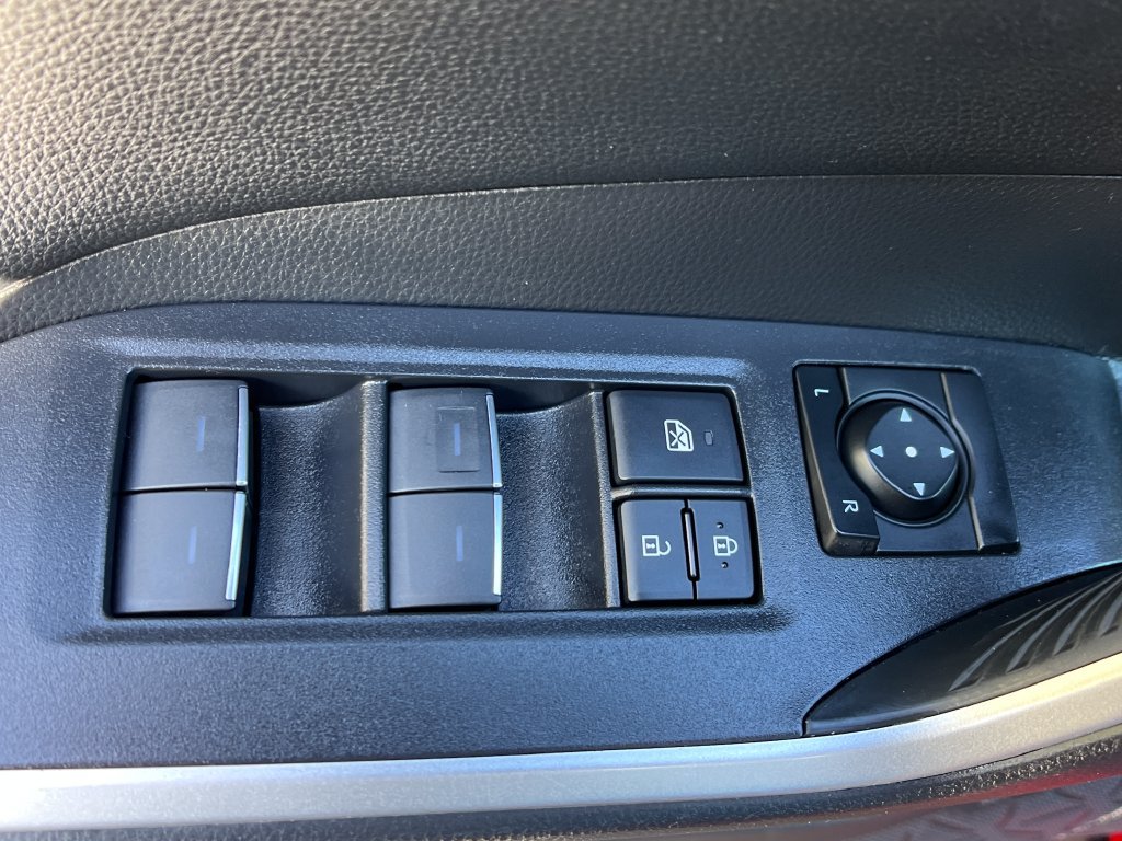 Certified 2022 Toyota RAV4 XSE w/ Weather Package AWD/4WD image 12