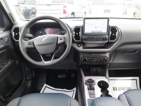 Used 2024 Ford Bronco Sport Outer Banks w/ Tech Package image 15