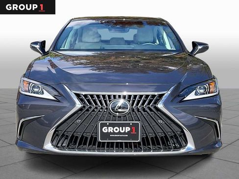 Used 2025 Lexus ES 350 w/ Premium Package image 3