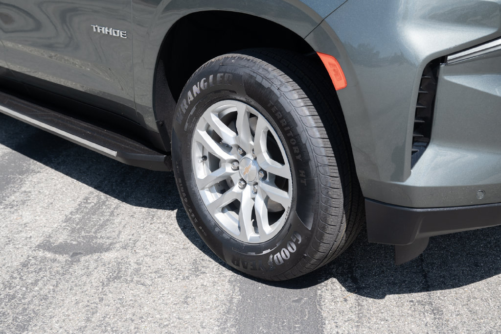 Used 2024 Chevrolet Tahoe LT RWD image 12