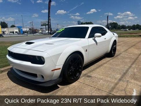 Used 2023 Dodge Challenger R/T Scat Pack RWD image 5