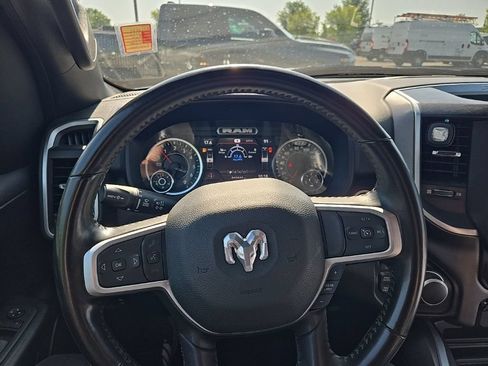 Used 2022 RAM 1500 Big Horn AWD/4WD image 18