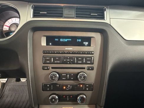 Used 2010 Ford Mustang GT RWD image 24