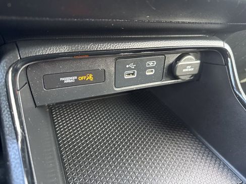 Certified 2023 Honda CR-V EX image 30