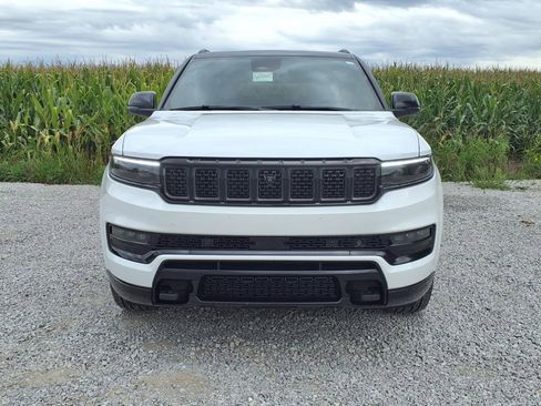 Used 2024 Jeep Grand Wagoneer Series III w/ Rear Seat Video Group 1 image 25