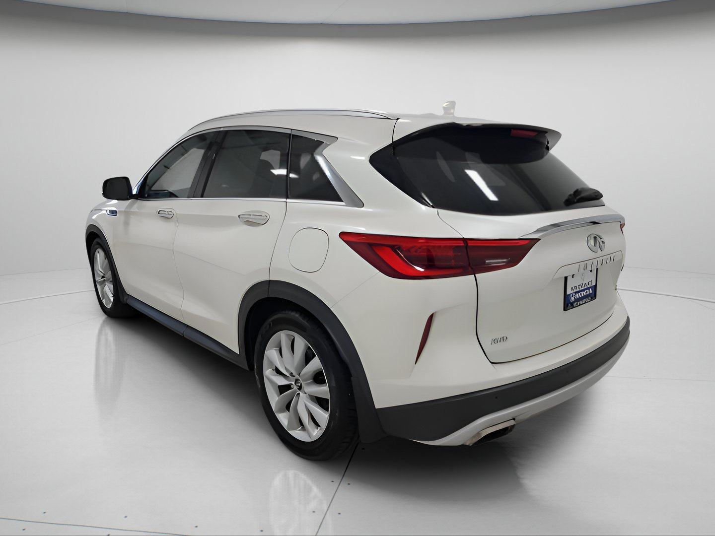 Used 2019 INFINITI QX50 Essential w/ Proactive Package AWD/4WD image 5